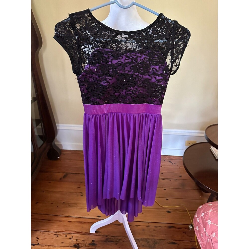 Dance Costume - Child L